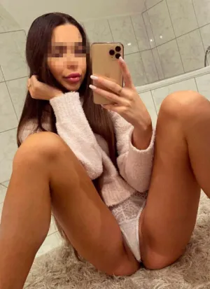 проститутка Каролина, 22, Петрозаводск